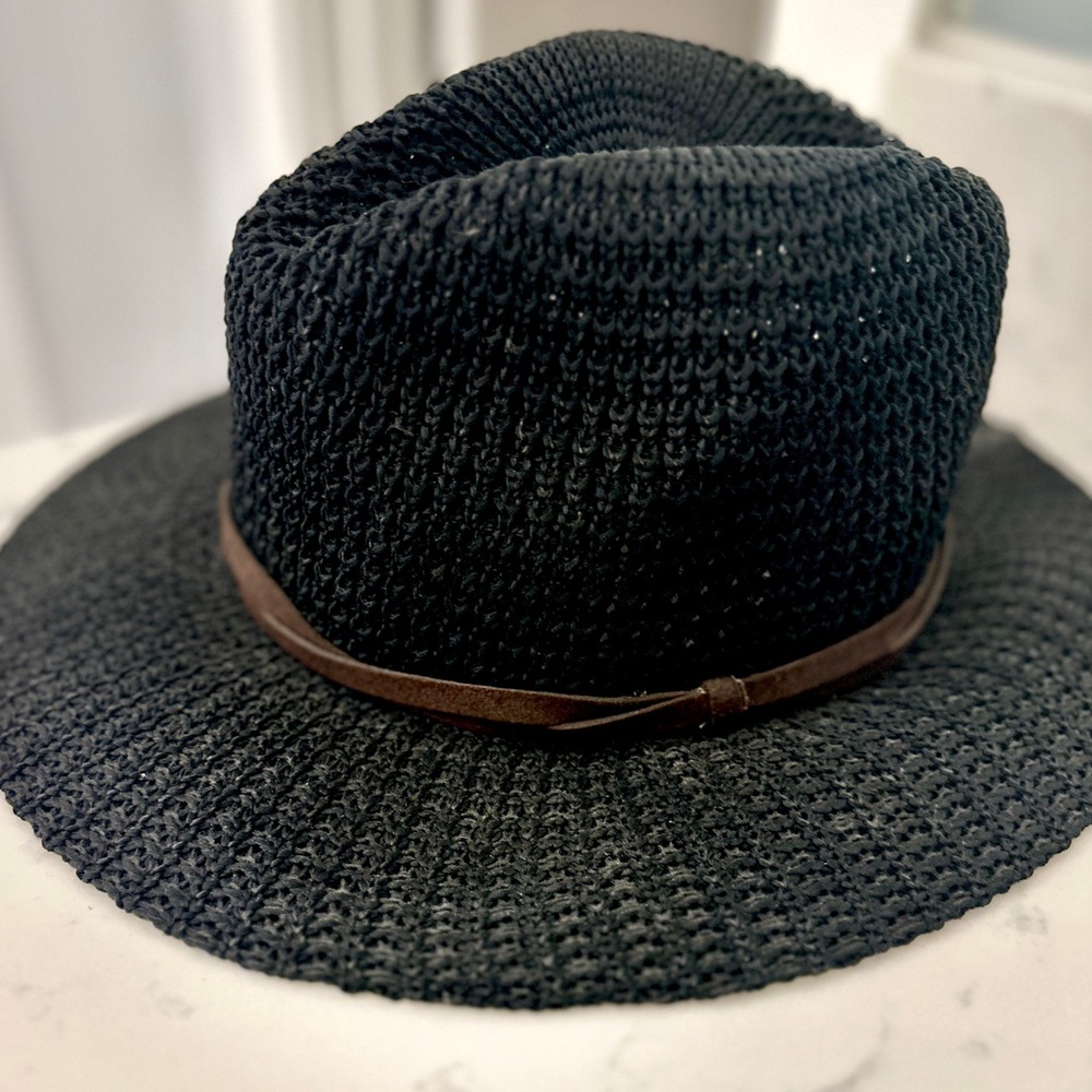 Four Buttons Hat - Picture 5 of 5